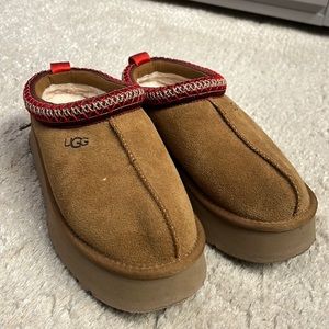 Platform ugg slipper